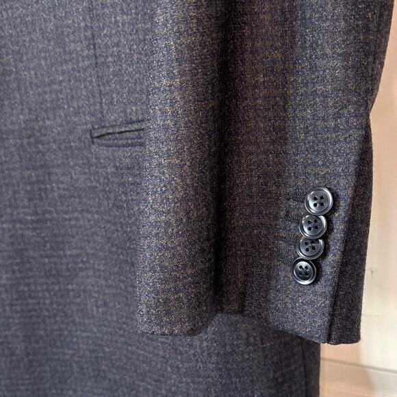 Armani Collezioni Men's Two Button Blazer Gray/Blue Size 44R Made in Italy. - Picture 2 of 16